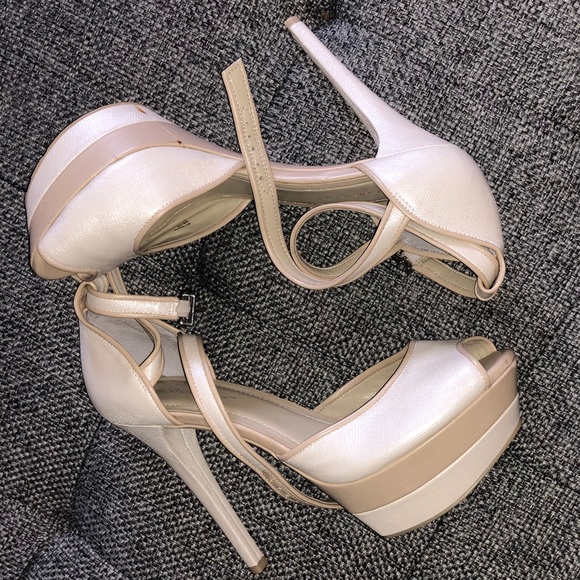 BCBGeneration 9B / 39 - Picture 2 of 8